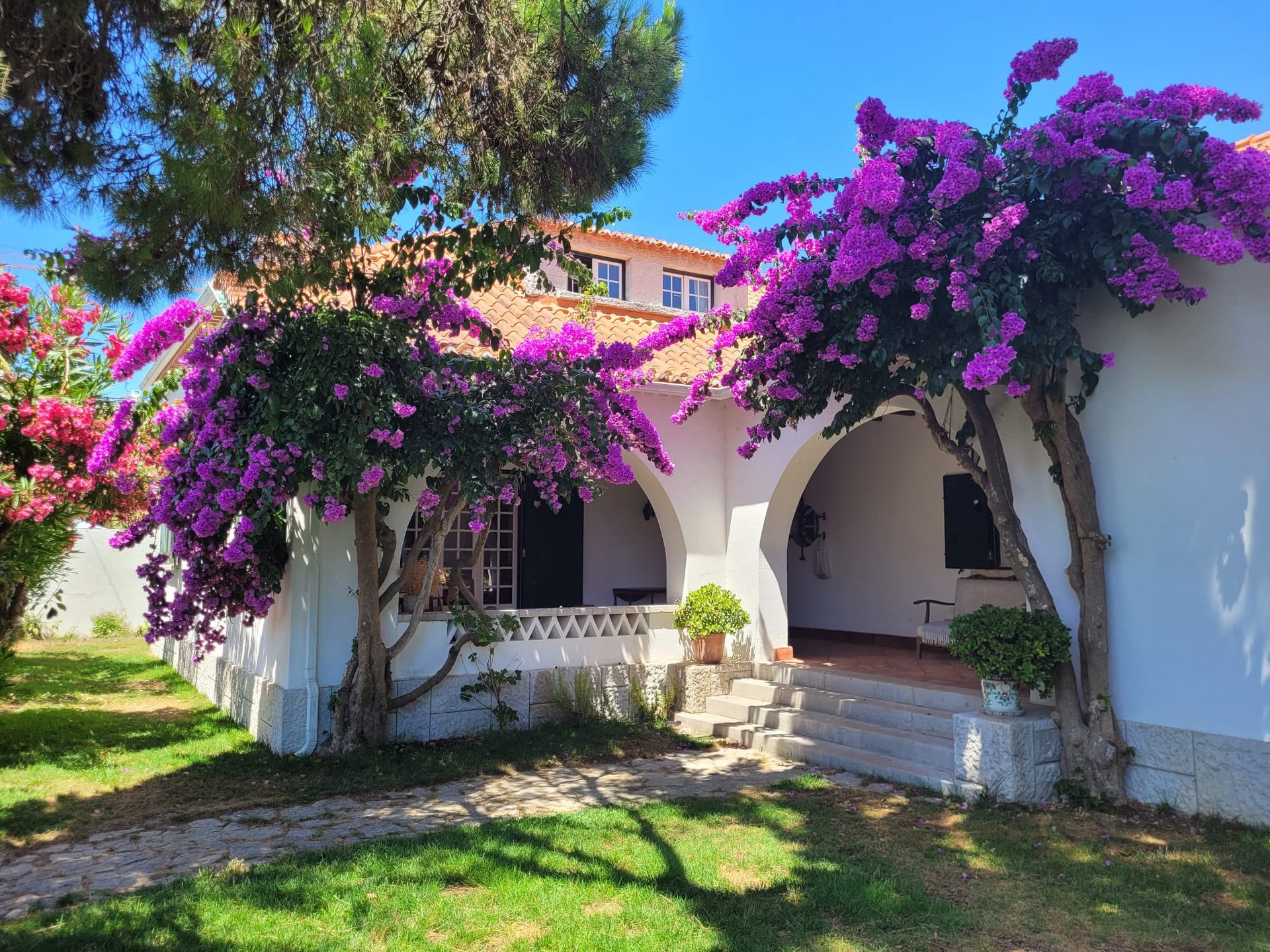 Coastal villa in Costa da Caparica